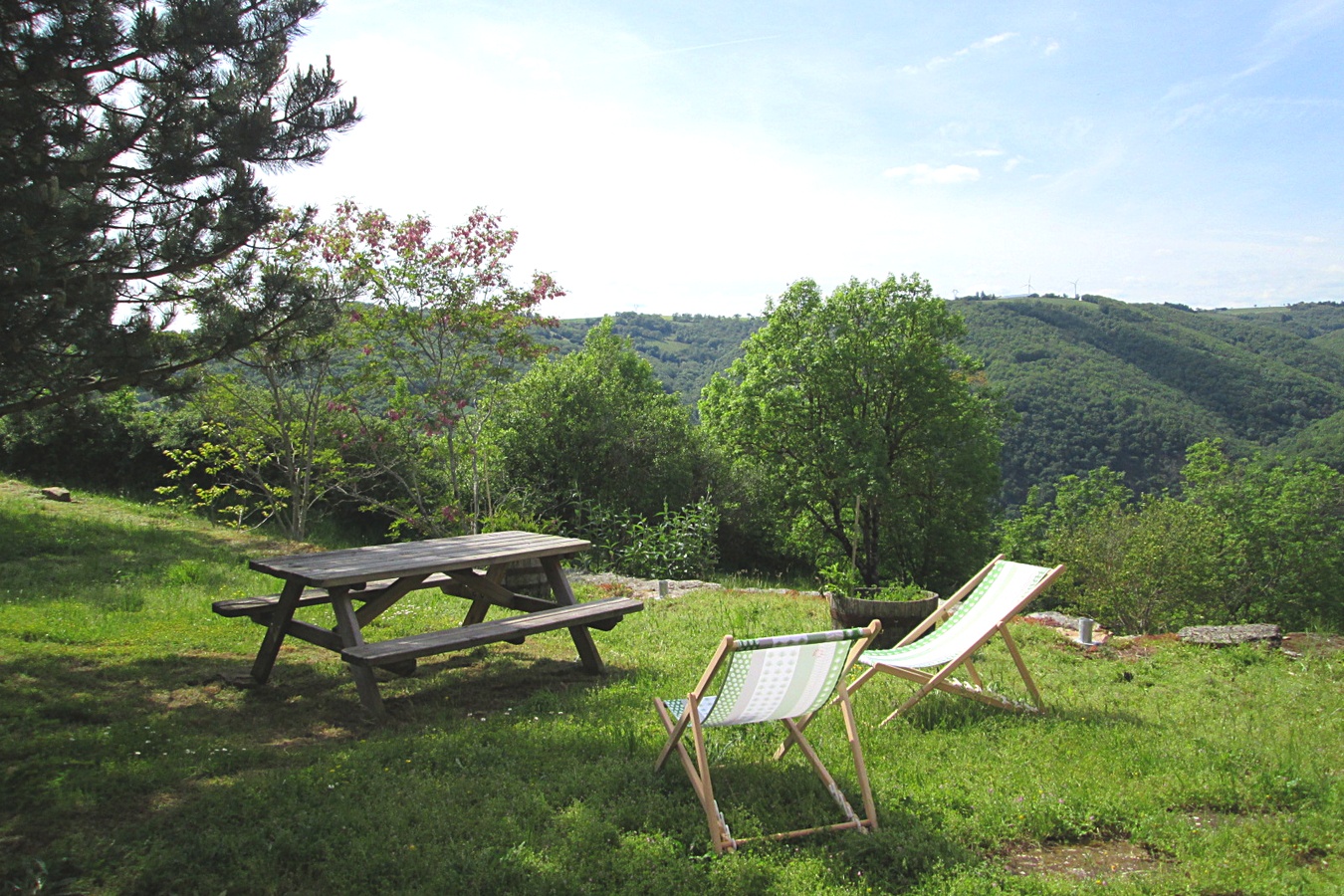 Le Puech de Costrix, vue extérieure du gîte